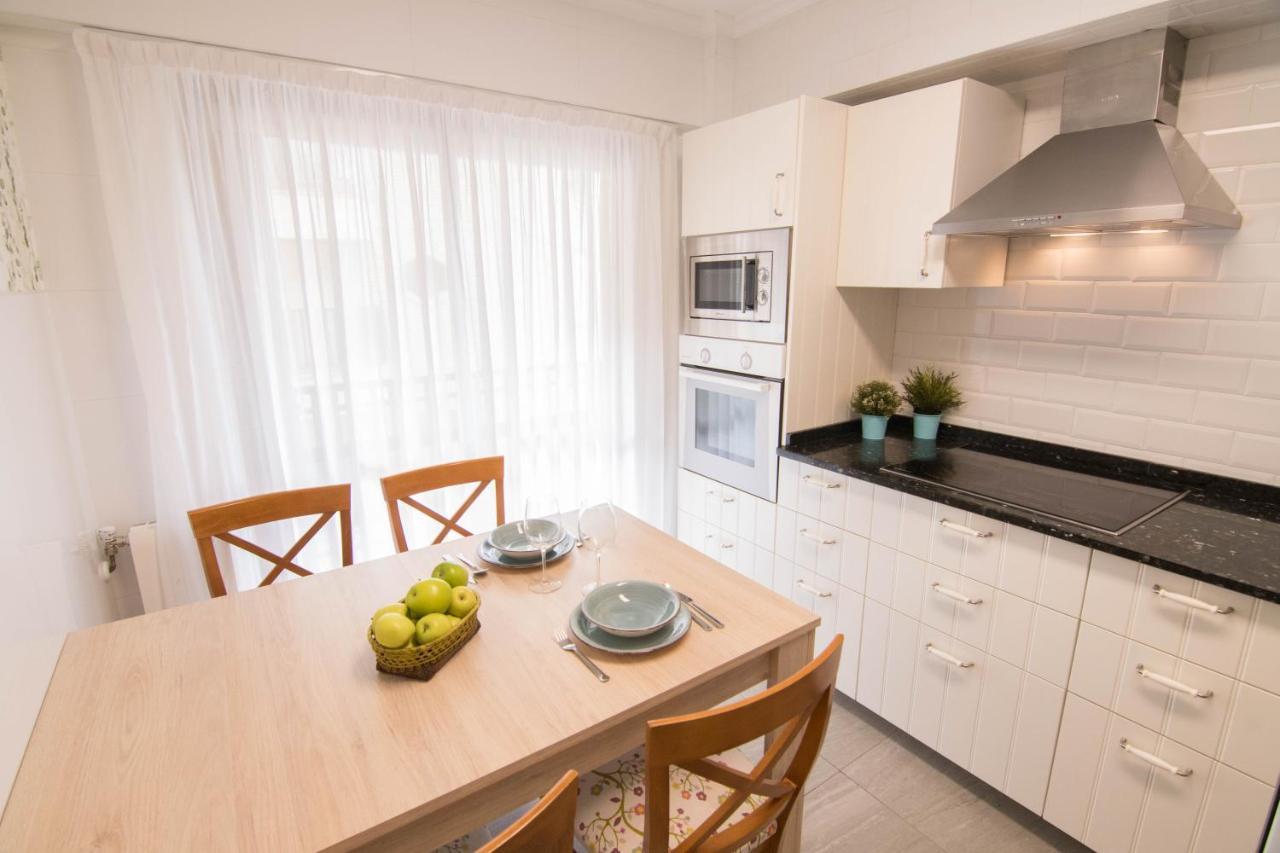 Appartement Itzurun Etxea à Zumaia Extérieur photo