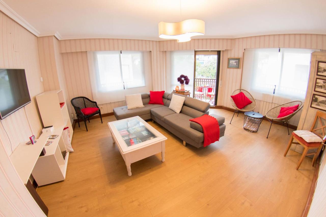 Appartement Itzurun Etxea à Zumaia Extérieur photo